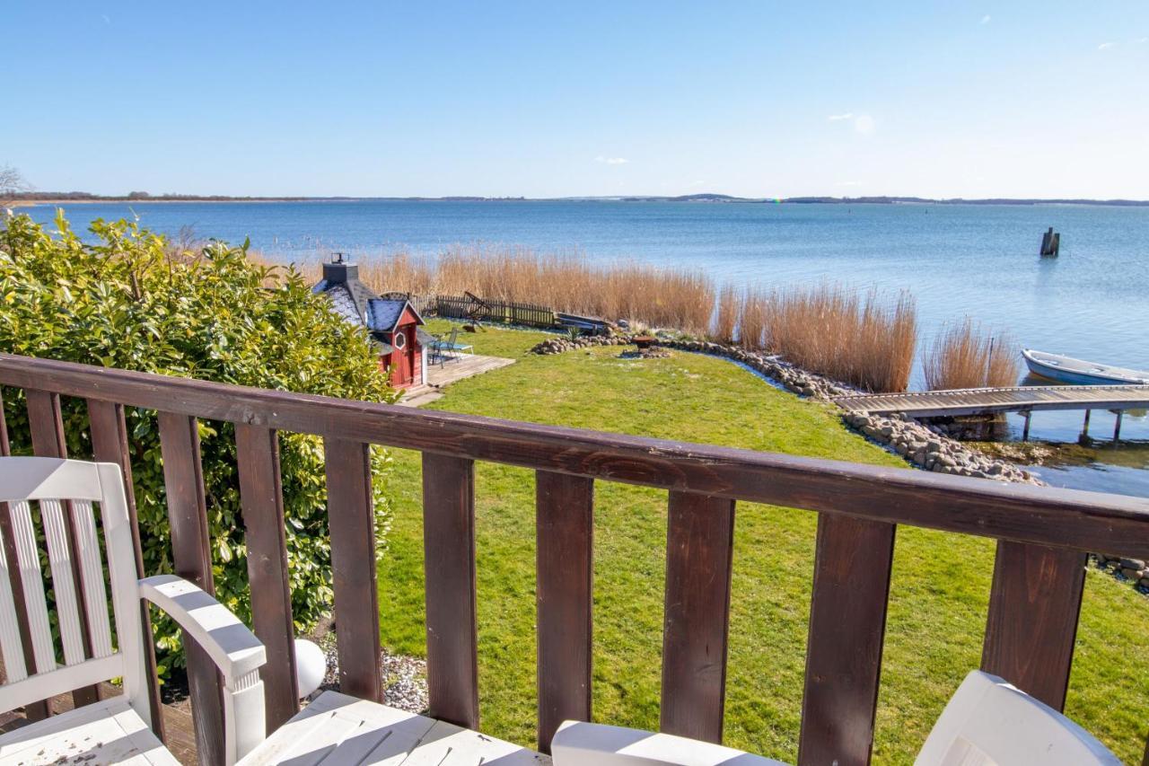 Hotel Pension Zur Wittower Faehre Wiek auf Rügen Exterior foto